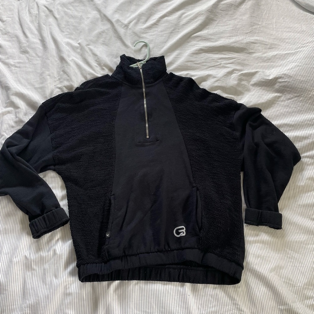 Cyclebar glyder oversized quarter zip